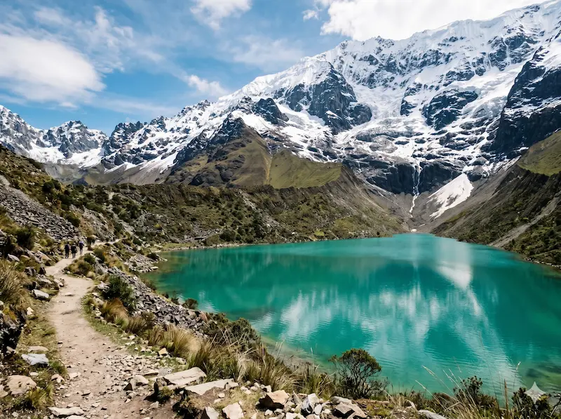 Laguna Humantay aguas turquesas Cusco